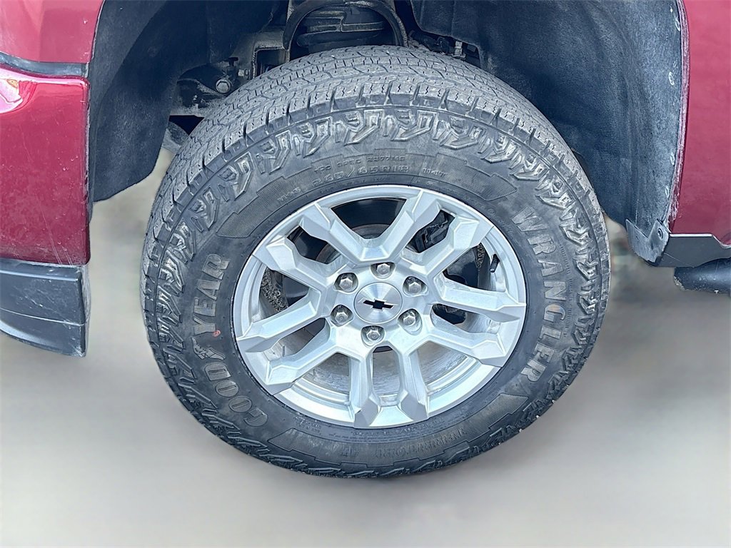 Used 2018 Chevrolet Silverado 1500 LT w/ All Star Edition image 27