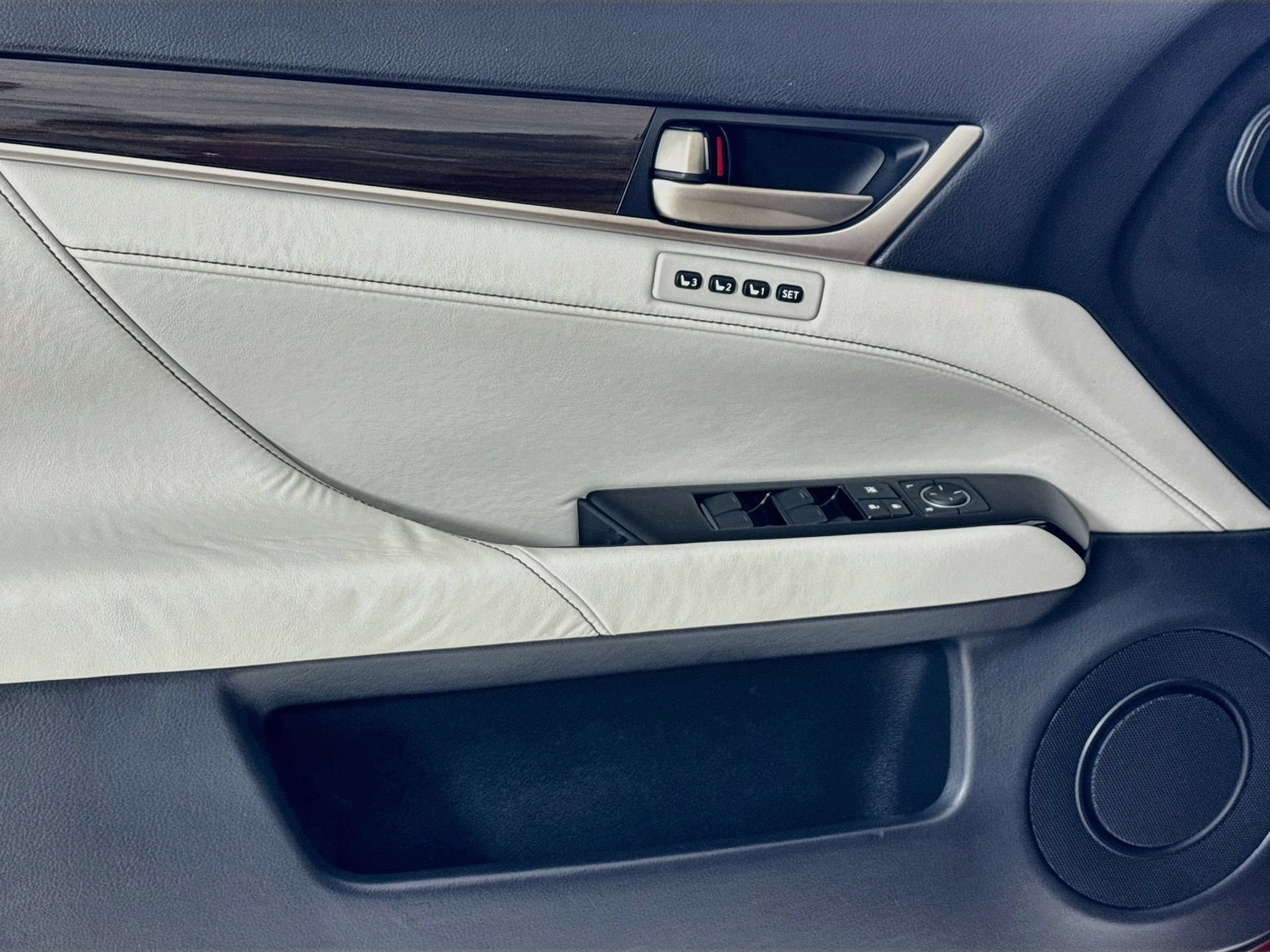 Used 2013 Lexus GS 350 w/ Luxury Pkg RWD image 19