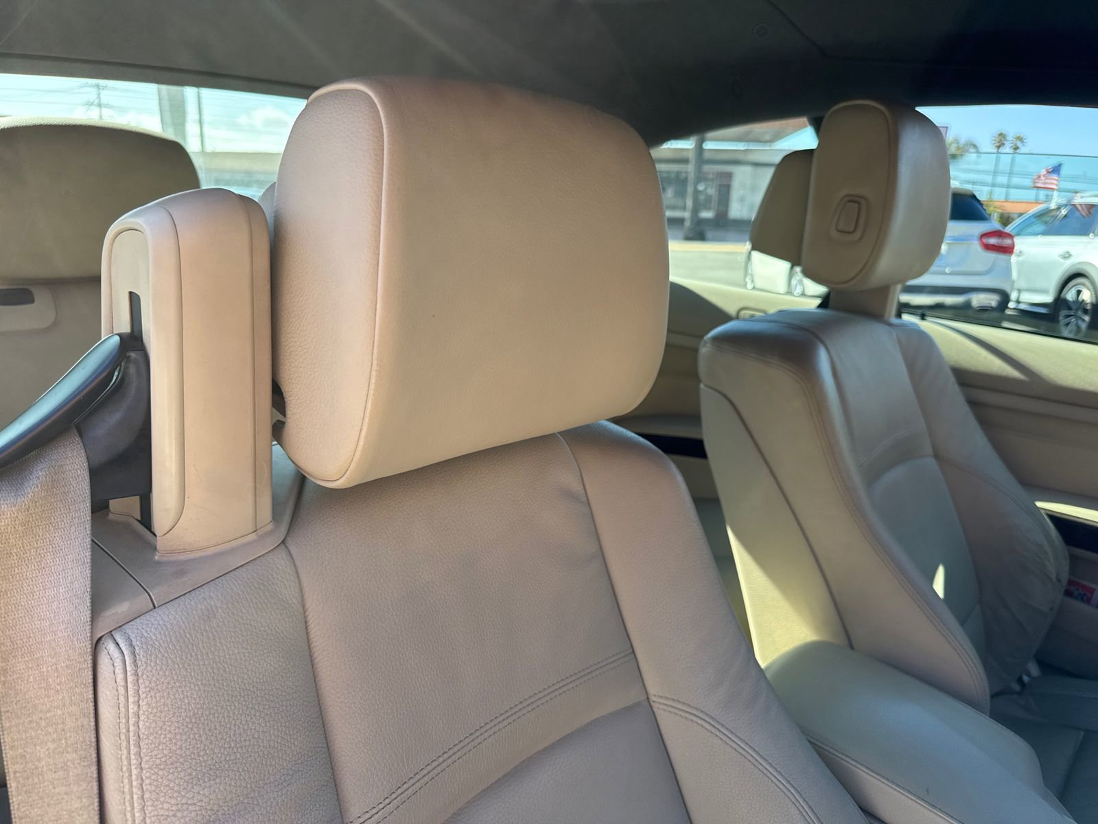 Used 2009 BMW 328i Convertible image 10