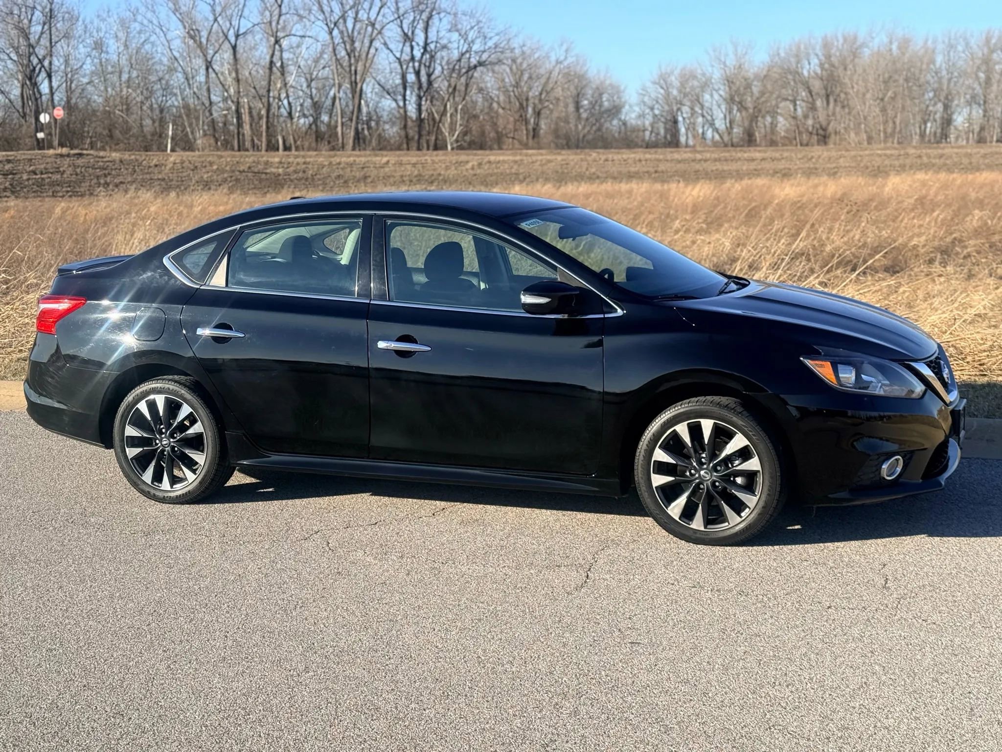 Used 2017 Nissan Sentra SR image 31
