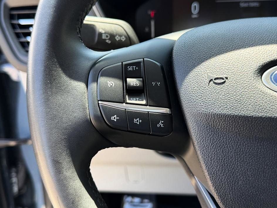 Used 2024 Ford Escape Active FWD image 28