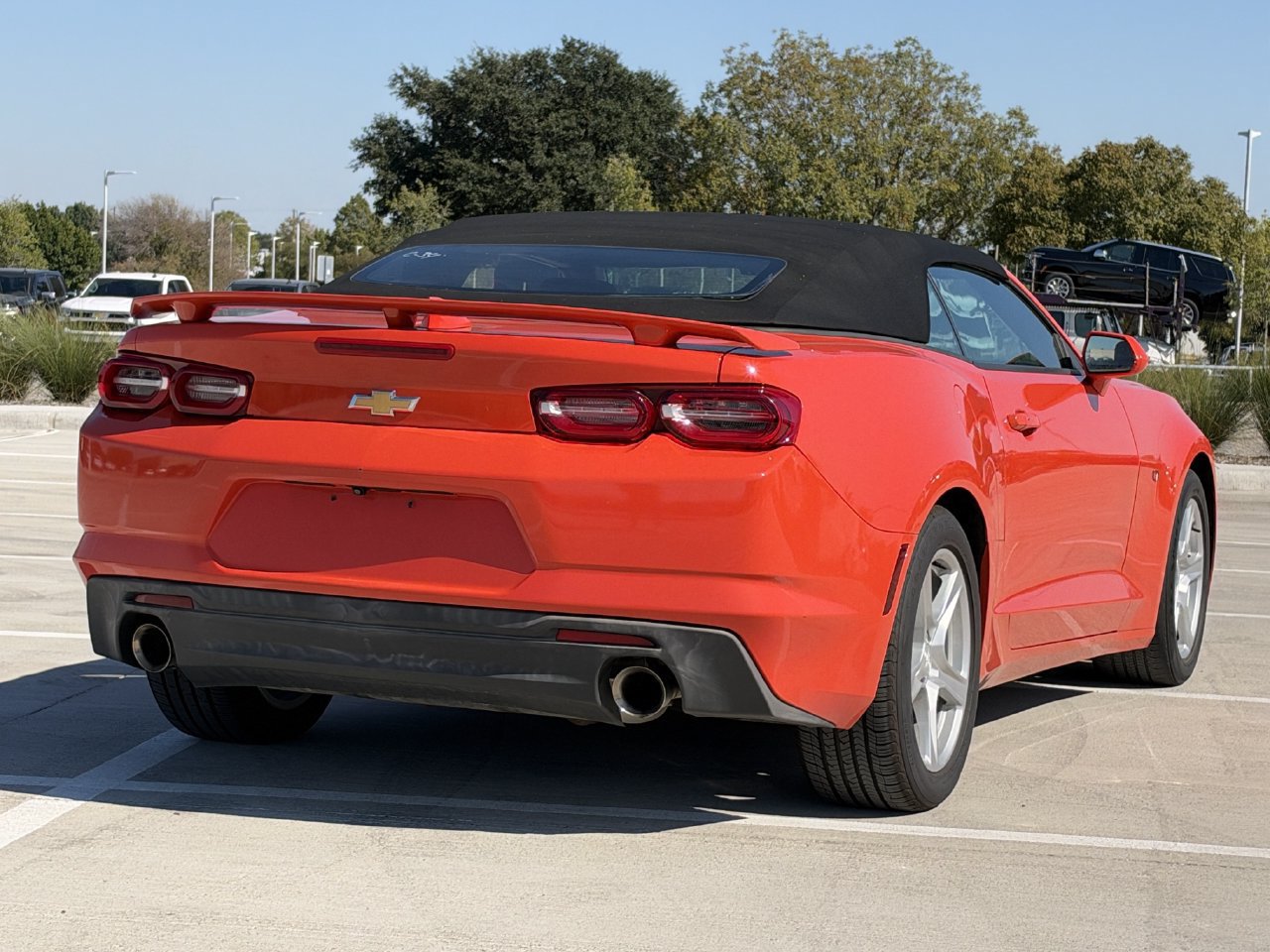 Used 2021 Chevrolet Camaro LT w/ Technology Package RWD image 4