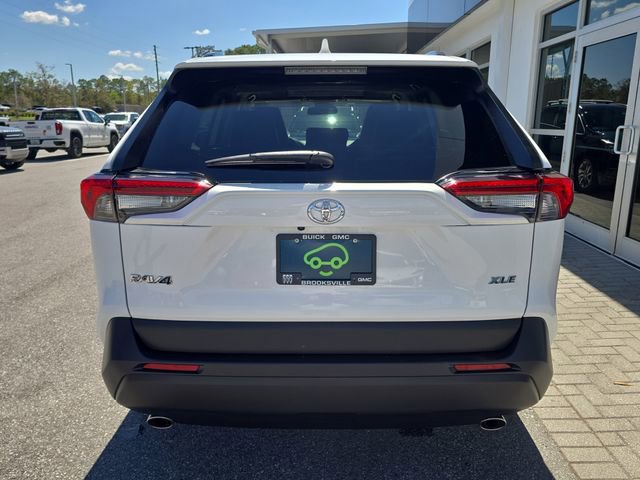 Used 2024 Toyota RAV4 XLE w/ Convenience Package image 7