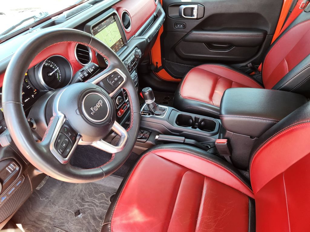 Used 2023 Jeep Wrangler Unlimited Rubicon 4xe AWD/4WD image 7