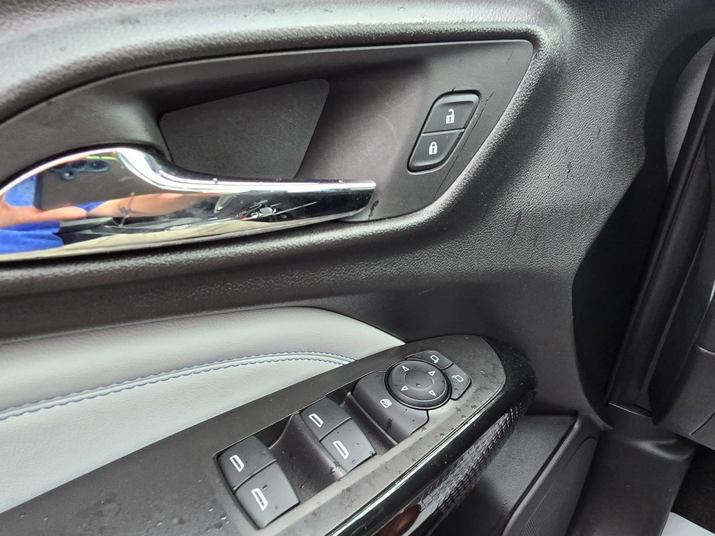 Used 2024 Chevrolet Trax LT image 24