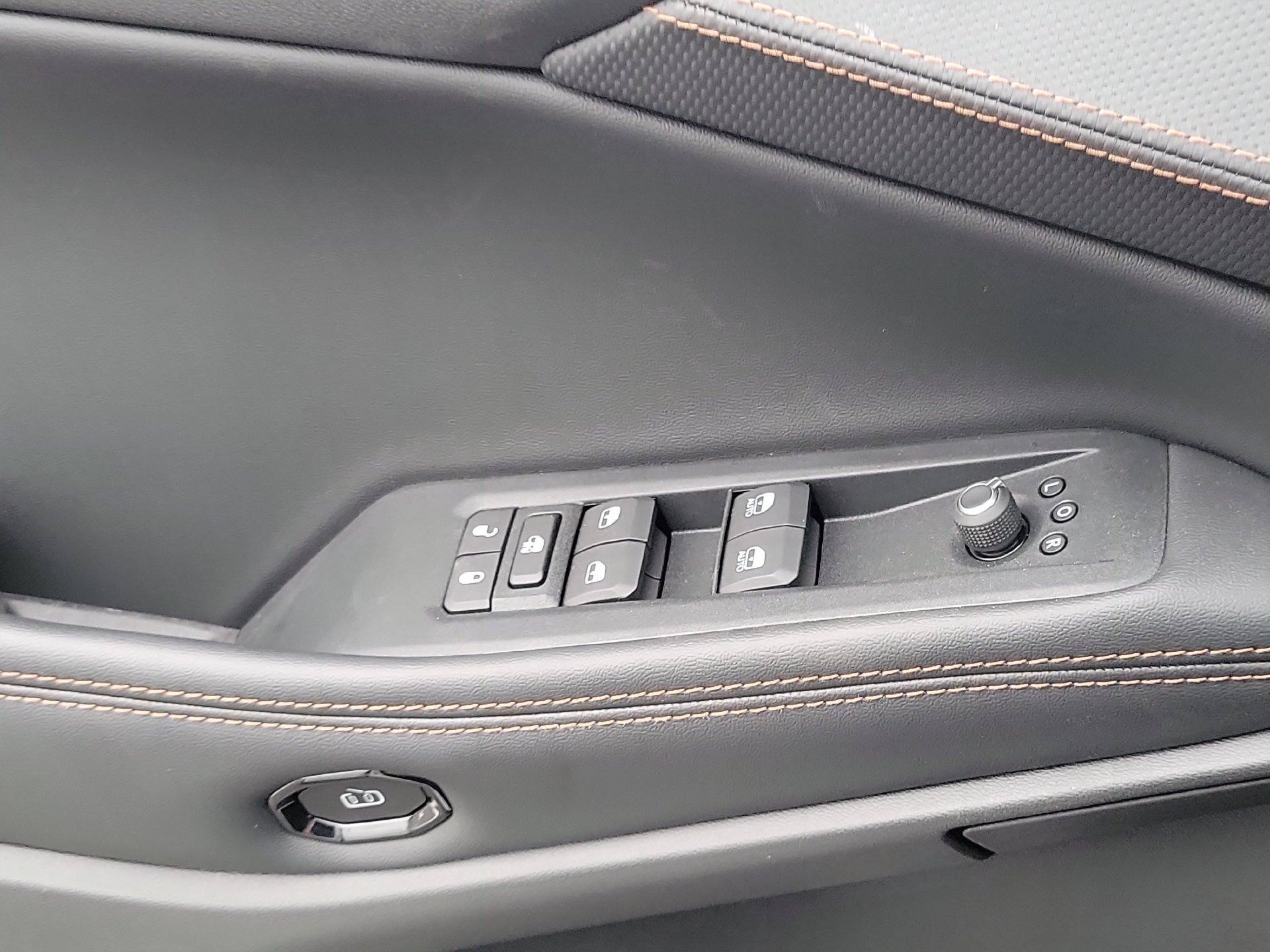 New 2026 Jeep Cherokee Limited AWD/4WD image 13