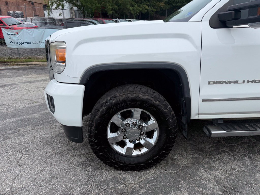Used 2016 GMC Sierra 3500 Denali w/ Duramax Plus Package AWD/4WD image 8