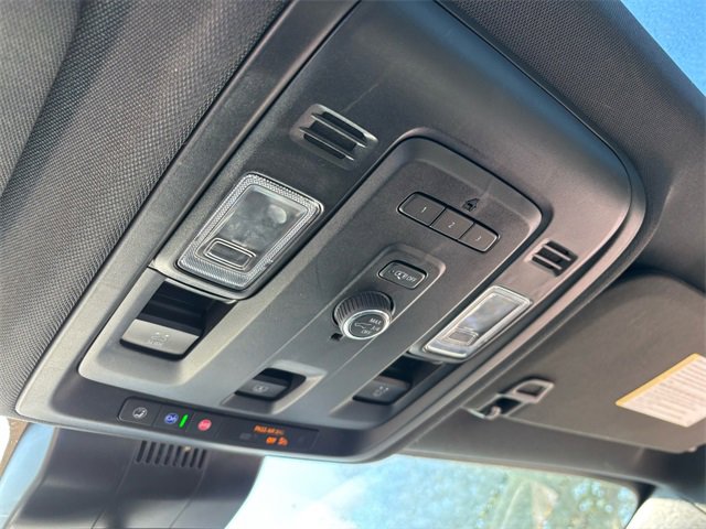 Used 2023 Chevrolet Tahoe Z71 image 38