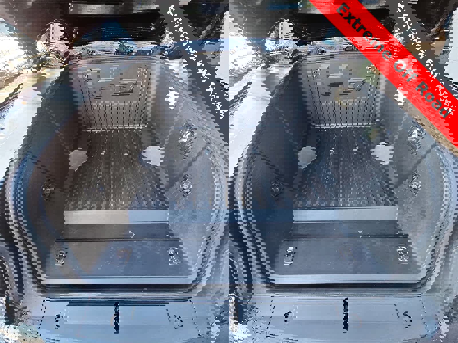 Used 2024 GMC Hummer EV 3X w/ LPO, Illumination Package image 13