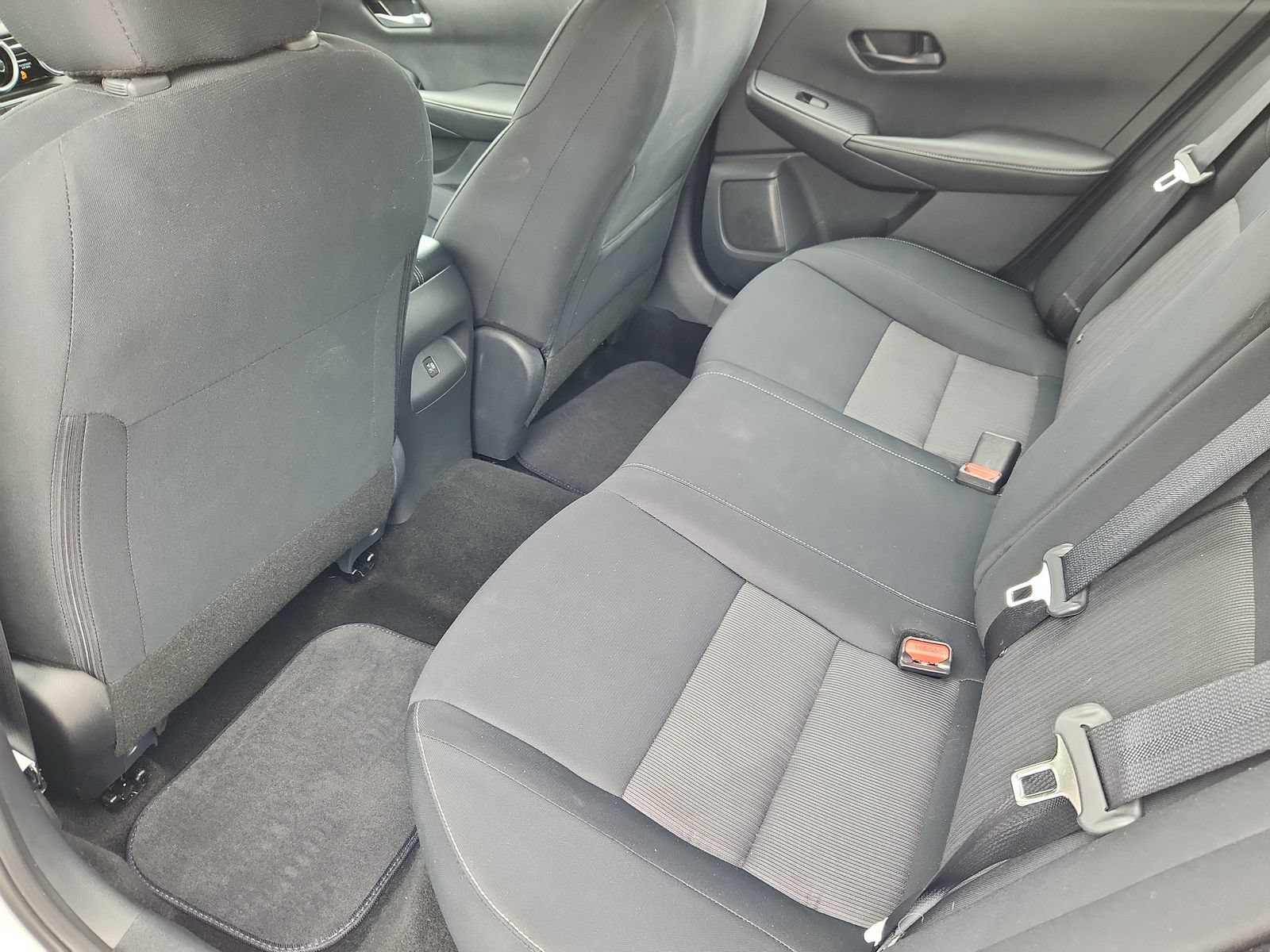 Used 2024 Nissan Sentra SV FWD image 11