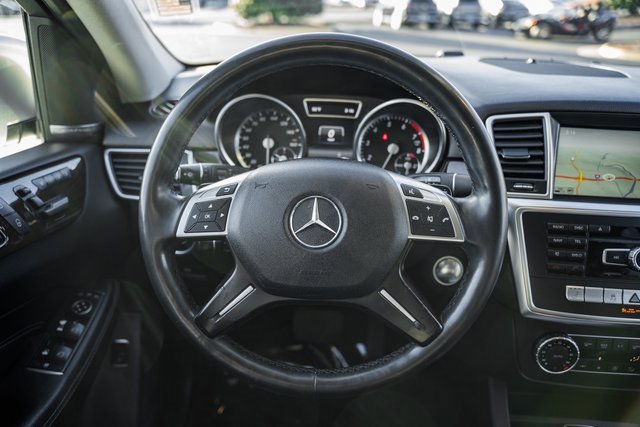 Used 2015 Mercedes-Benz ML 350 4MATIC image 30
