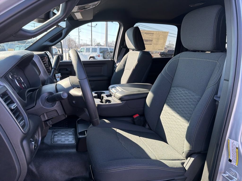 New 2026 RAM 3500 Tradesman AWD/4WD image 30
