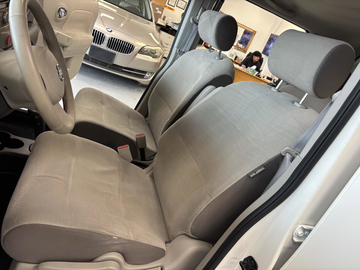 Used 2013 Nissan Cube 1.8 S w/ Interior Designer Pkg FWD image 20