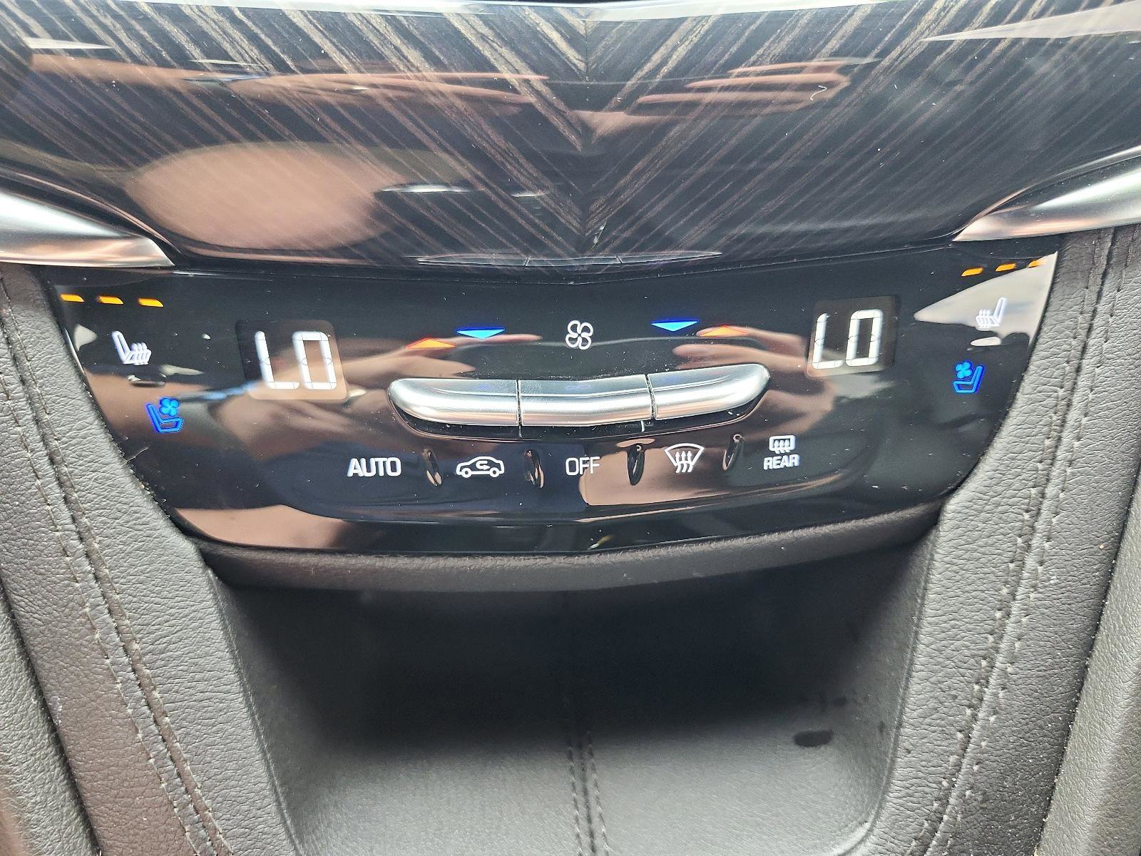 Used 2023 Cadillac XT6 Premium Luxury w/ Technology Package image 20