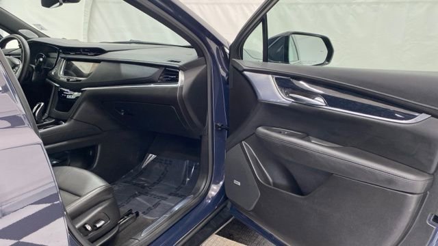 Used 2025 Cadillac XT5 Premium Luxury image 22