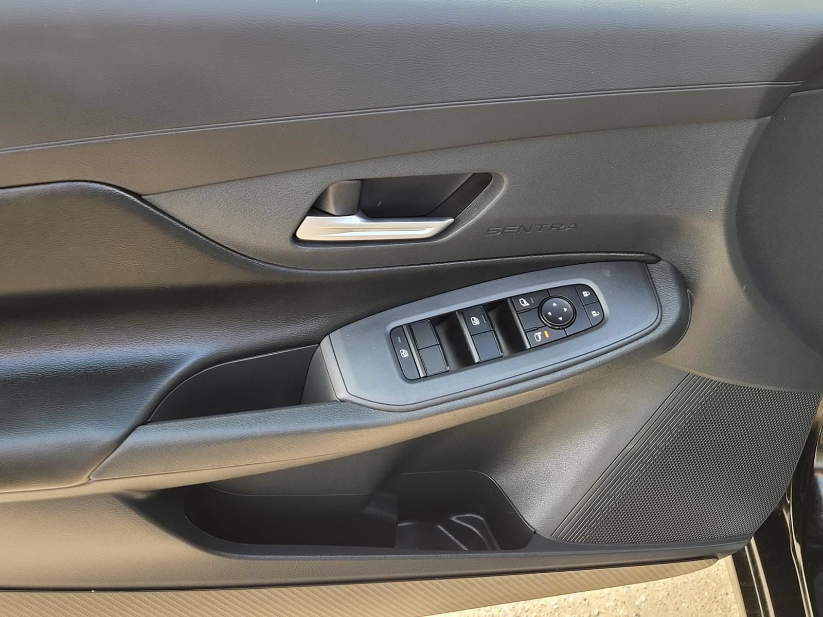 Used 2026 Nissan Sentra SV w/ Floor Mat Package FWD image 18