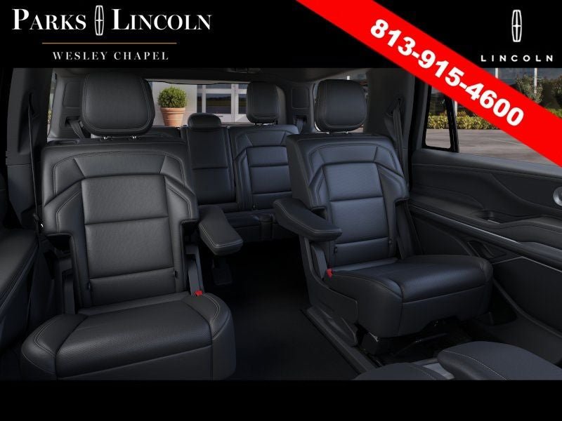 New 2026 Lincoln Navigator Reserve w/ Jet Appearance Package AWD/4WD image 11