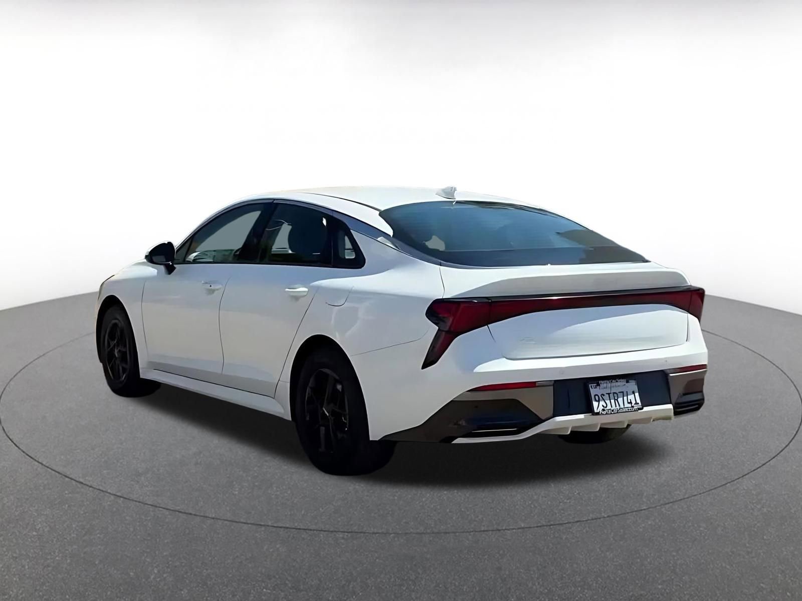 Used 2025 Kia K5 LXS image 4