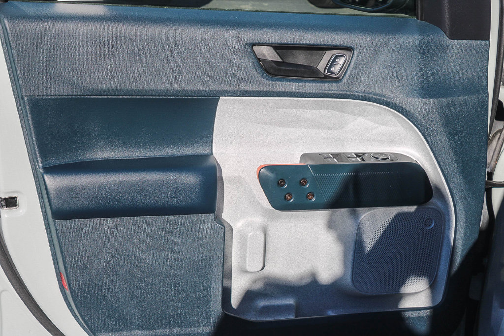 Certified 2024 Ford Maverick XLT FWD image 23