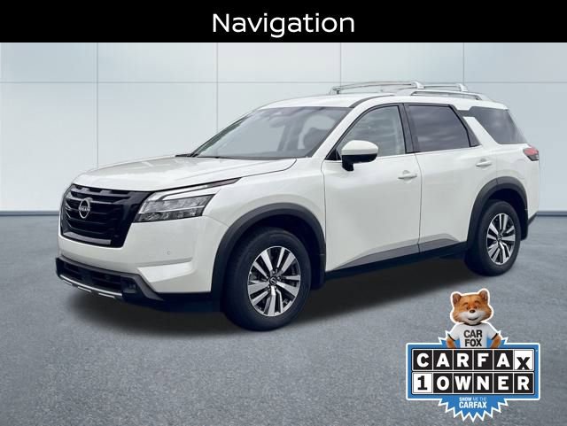 Certified 2024 Nissan Pathfinder SL w/ Black Appearance Package image 8