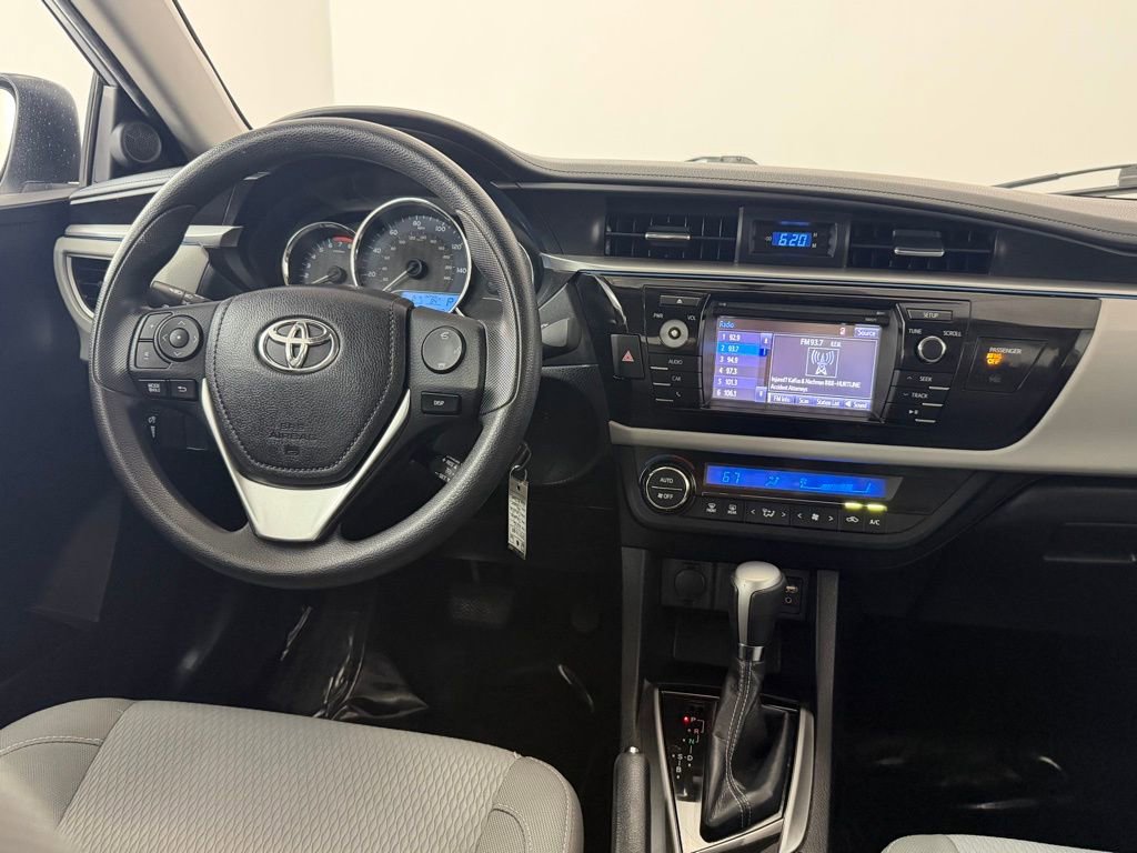 Used 2016 Toyota Corolla LE image 10