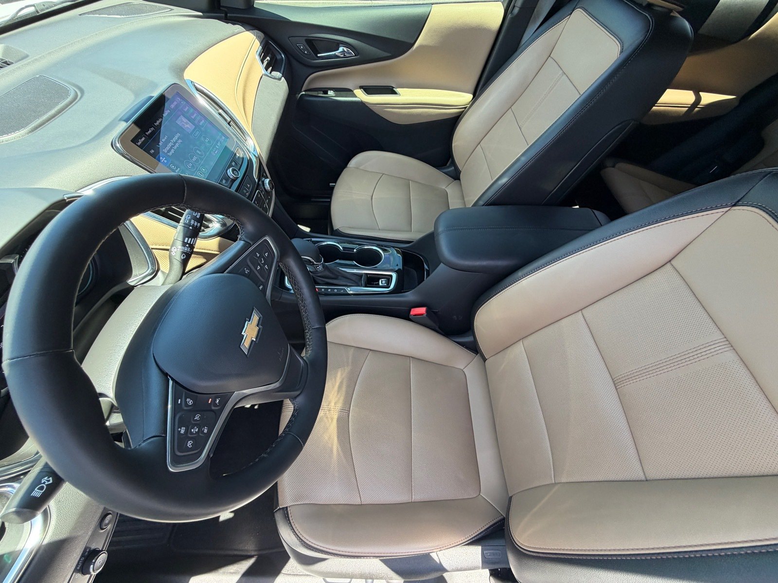 Used 2023 Chevrolet Equinox Premier FWD image 14