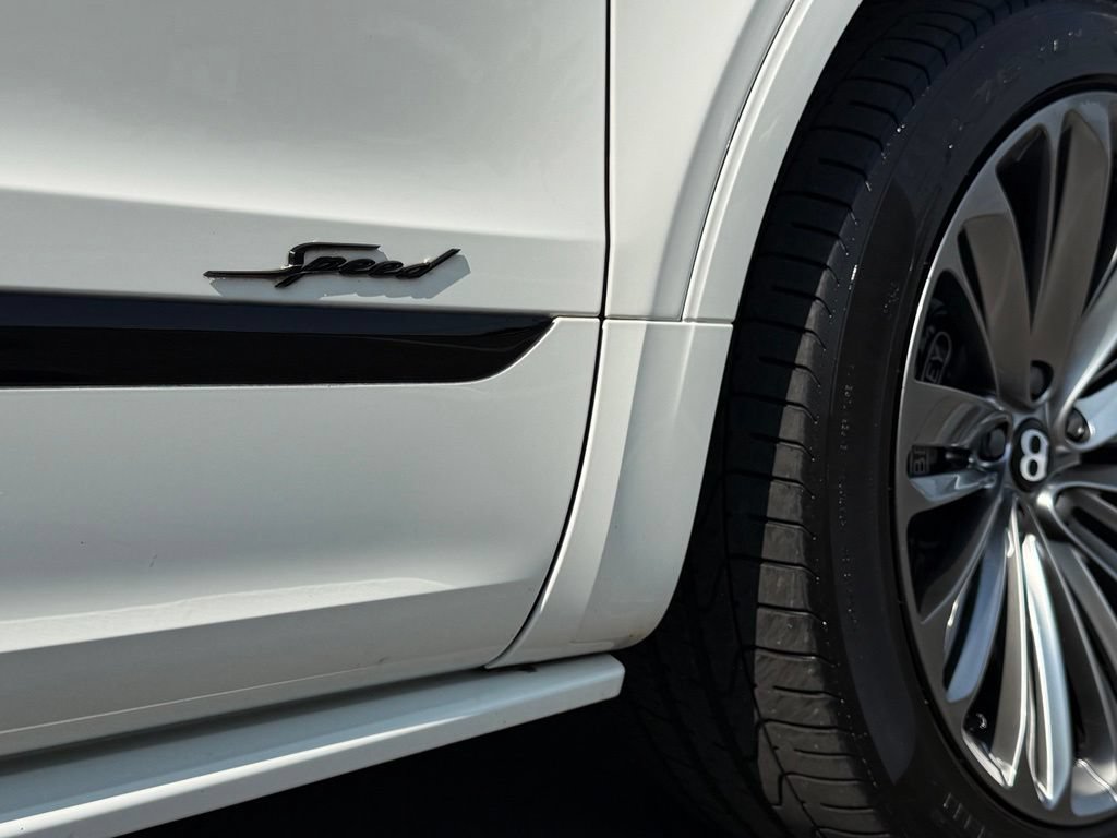 Used 2022 Bentley Bentayga Speed AWD/4WD image 50