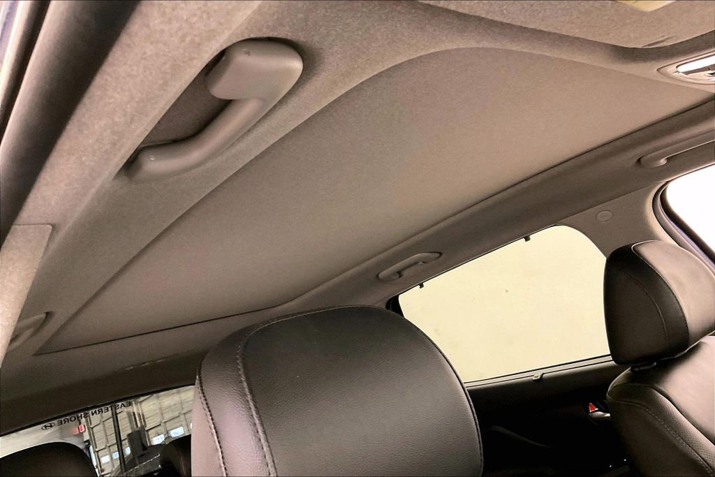 Used 2020 Hyundai Santa Fe Limited image 19