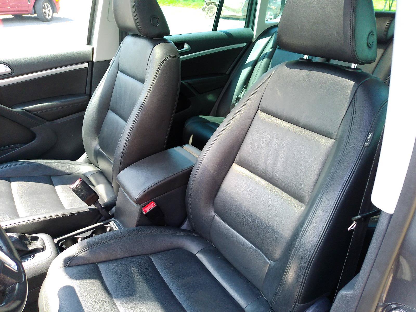 Used 2013 Volkswagen Tiguan SEL AWD/4WD image 11