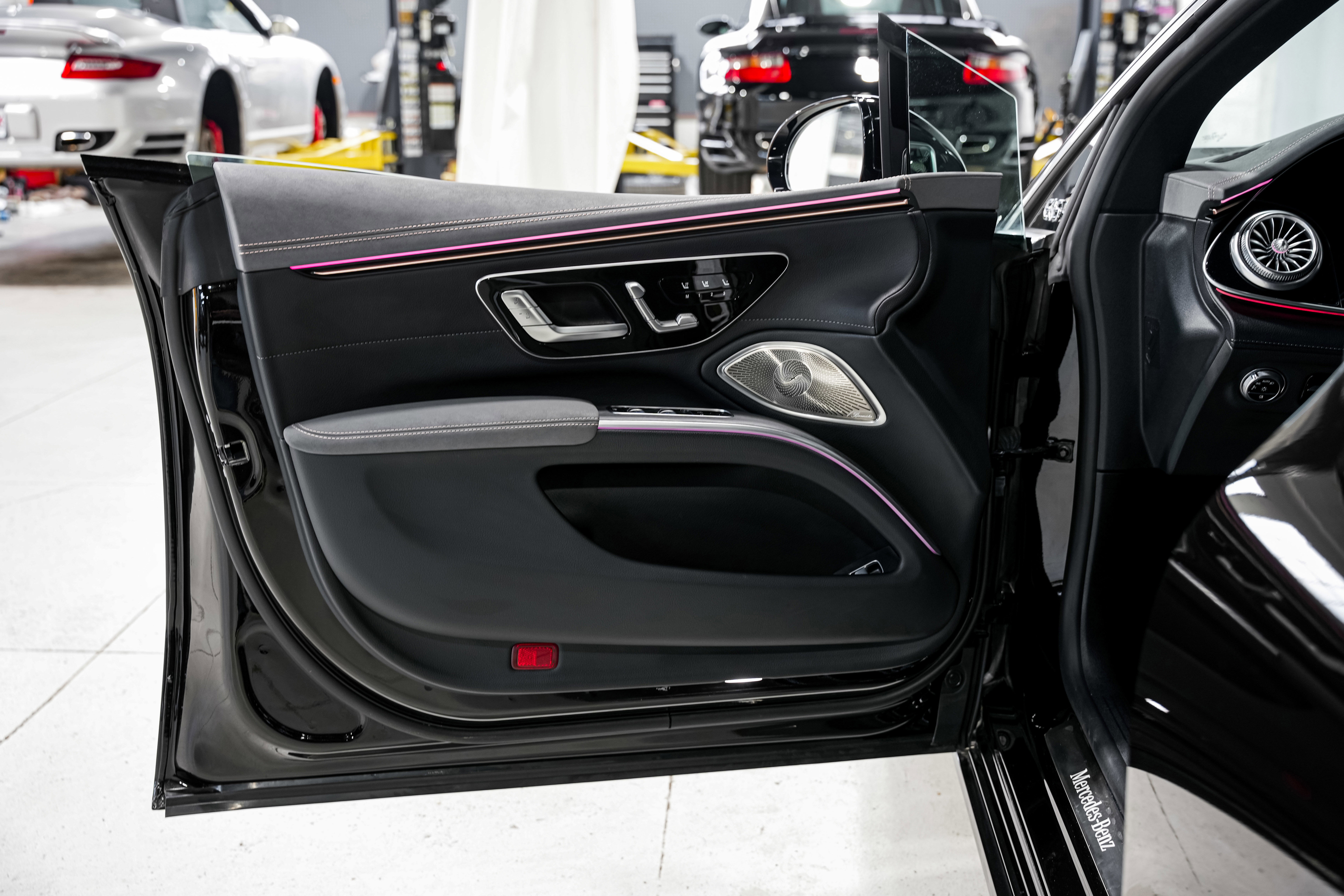 Used 2024 Mercedes-Benz EQS 450+ EQS 450 image 23