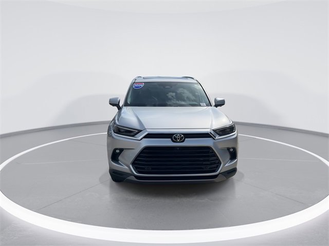 Used 2024 Toyota Grand Highlander Limited image 2