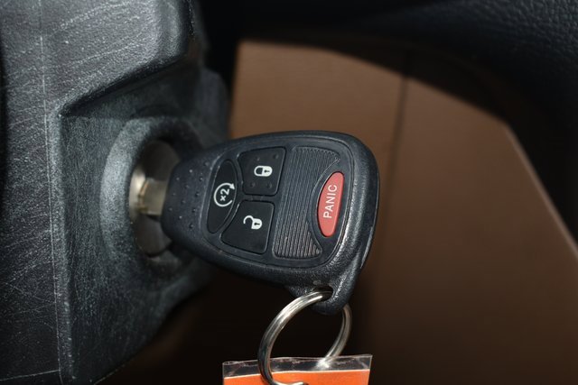 Used 2016 Jeep Wrangler Unlimited Sahara w/ Dual Top Group image 19