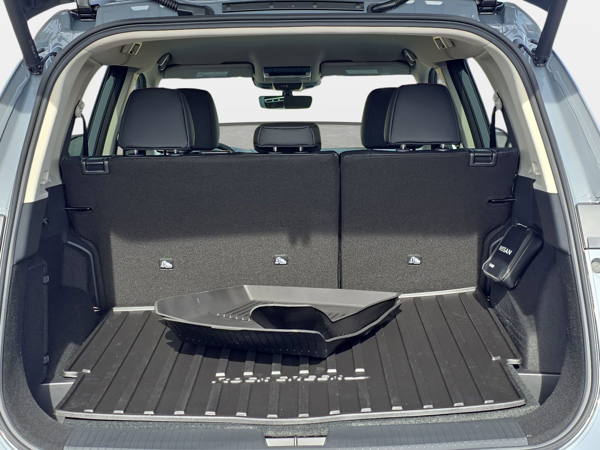 New 2026 Nissan Rogue SV AWD/4WD image 12