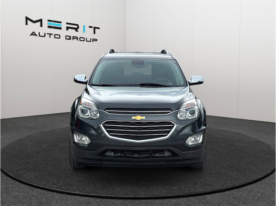 Used 2017 Chevrolet Equinox Premier w/ Enhanced Convenience Package FWD image 3