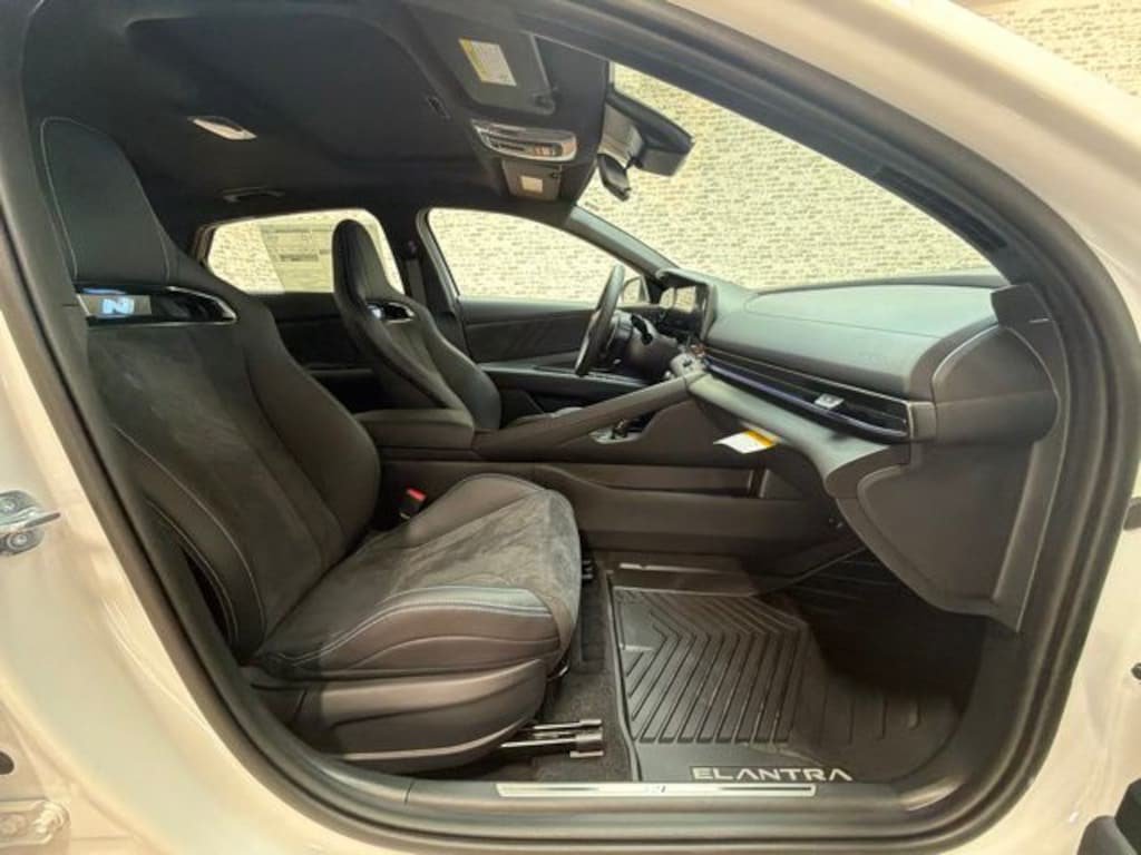 New 2026 Hyundai Elantra N FWD image 14