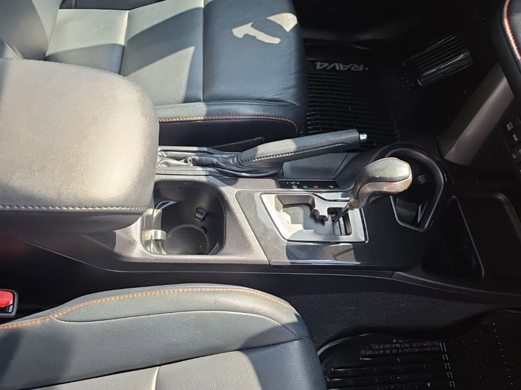 Used 2017 Toyota RAV4 SE w/ Power Special Value Package image 48