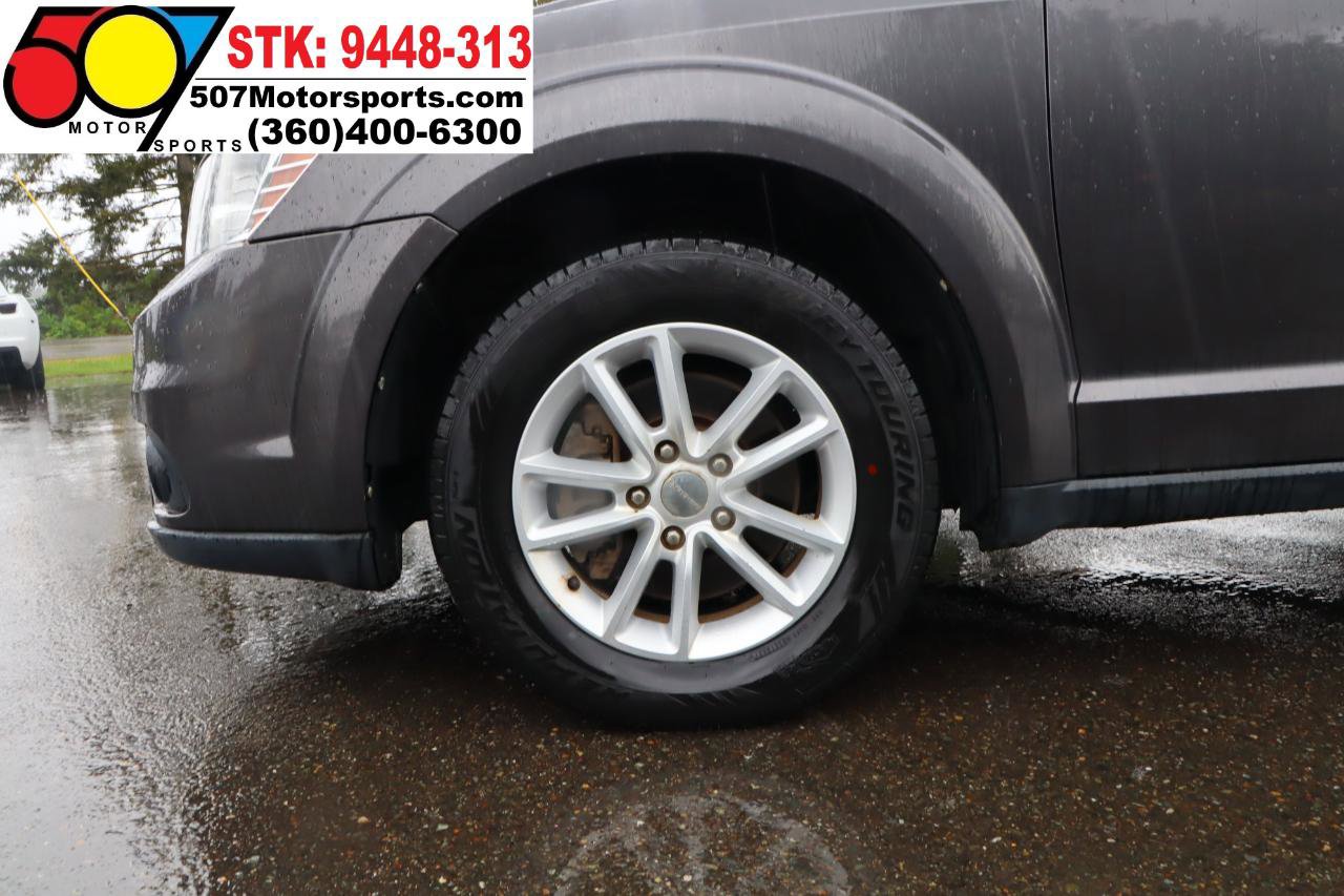 Used 2014 Dodge Journey SXT w/ Flexible Seating Group AWD/4WD image 24