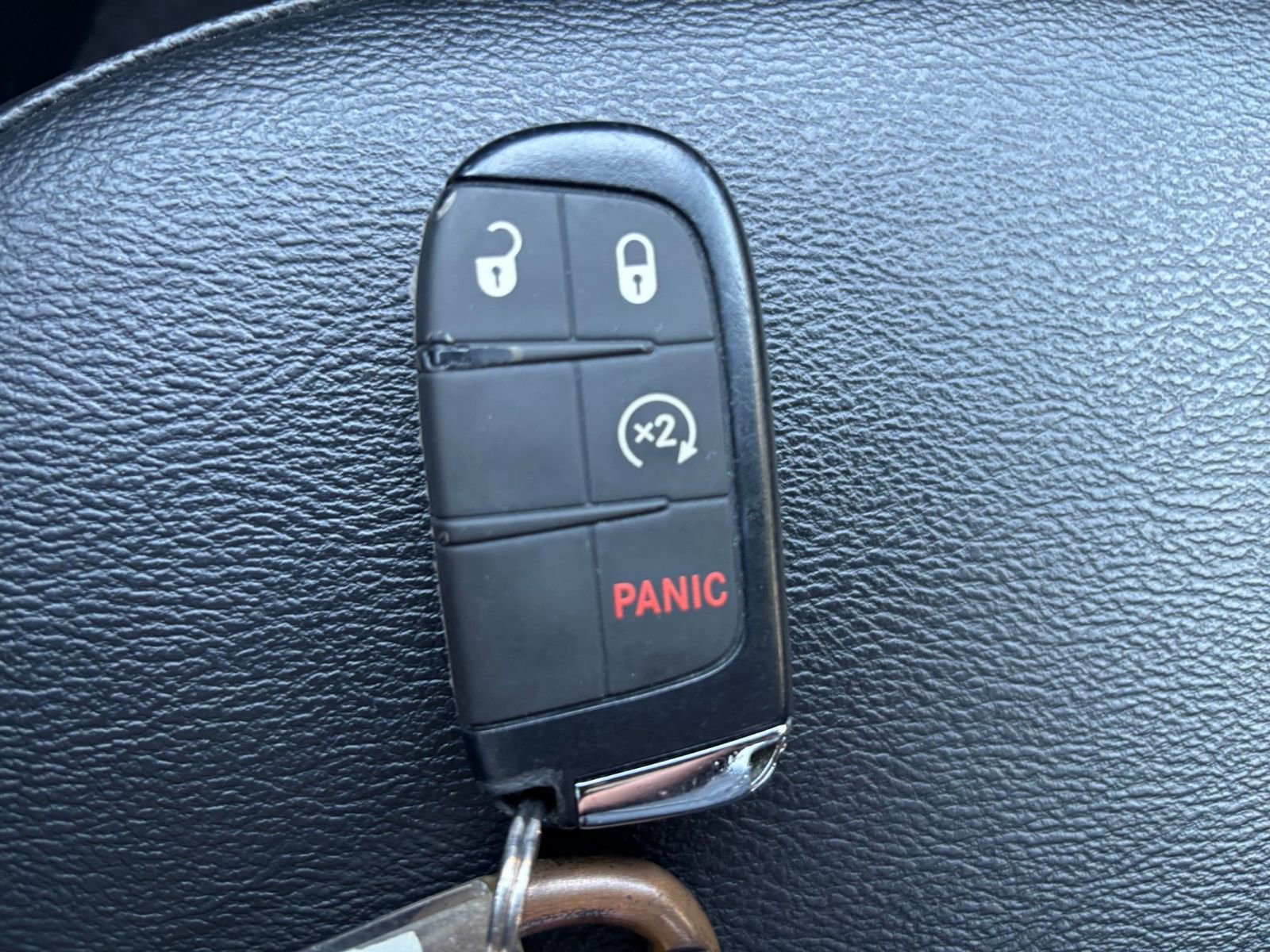 Used 2025 Jeep Compass Limited AWD/4WD image 27