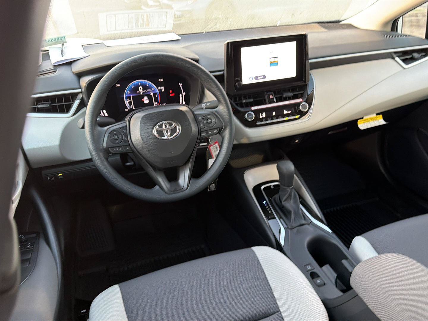 New 2027 Toyota Corolla LE FWD image 18