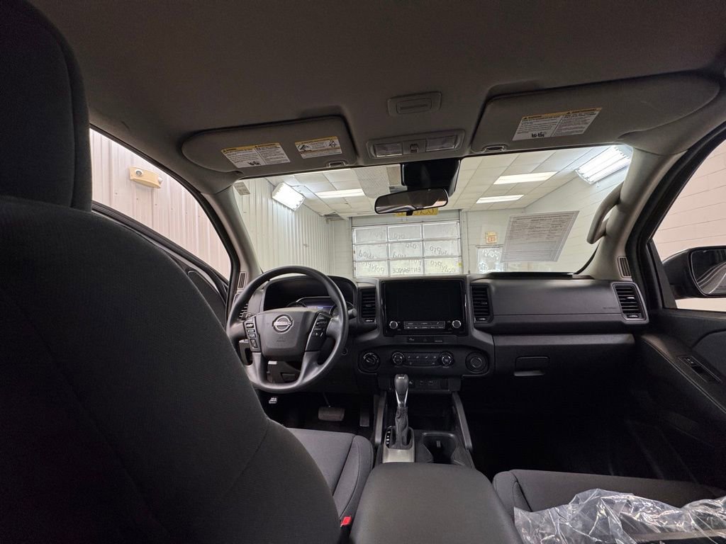 Used 2024 Nissan Frontier S w/ Technology Package image 19
