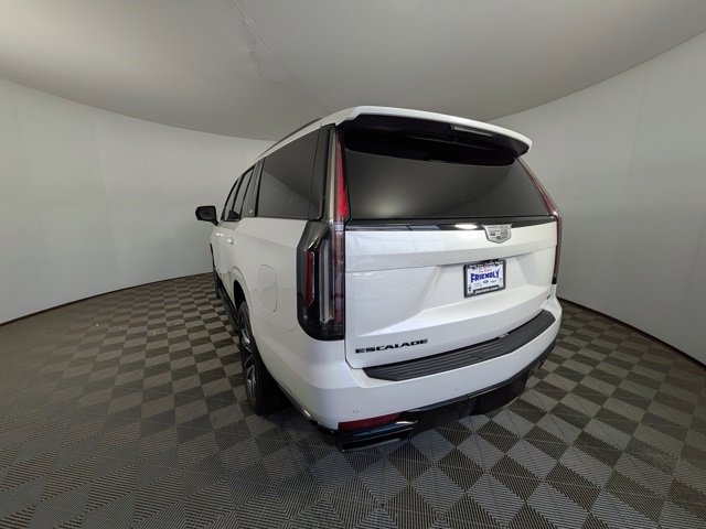 Used 2021 Cadillac Escalade Sport image 4