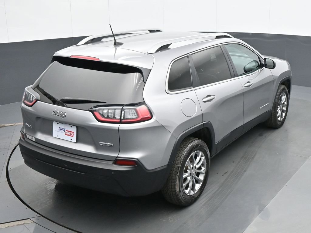 Used 2019 Jeep Cherokee Latitude Plus w/ Cold Weather Group AWD/4WD image 21