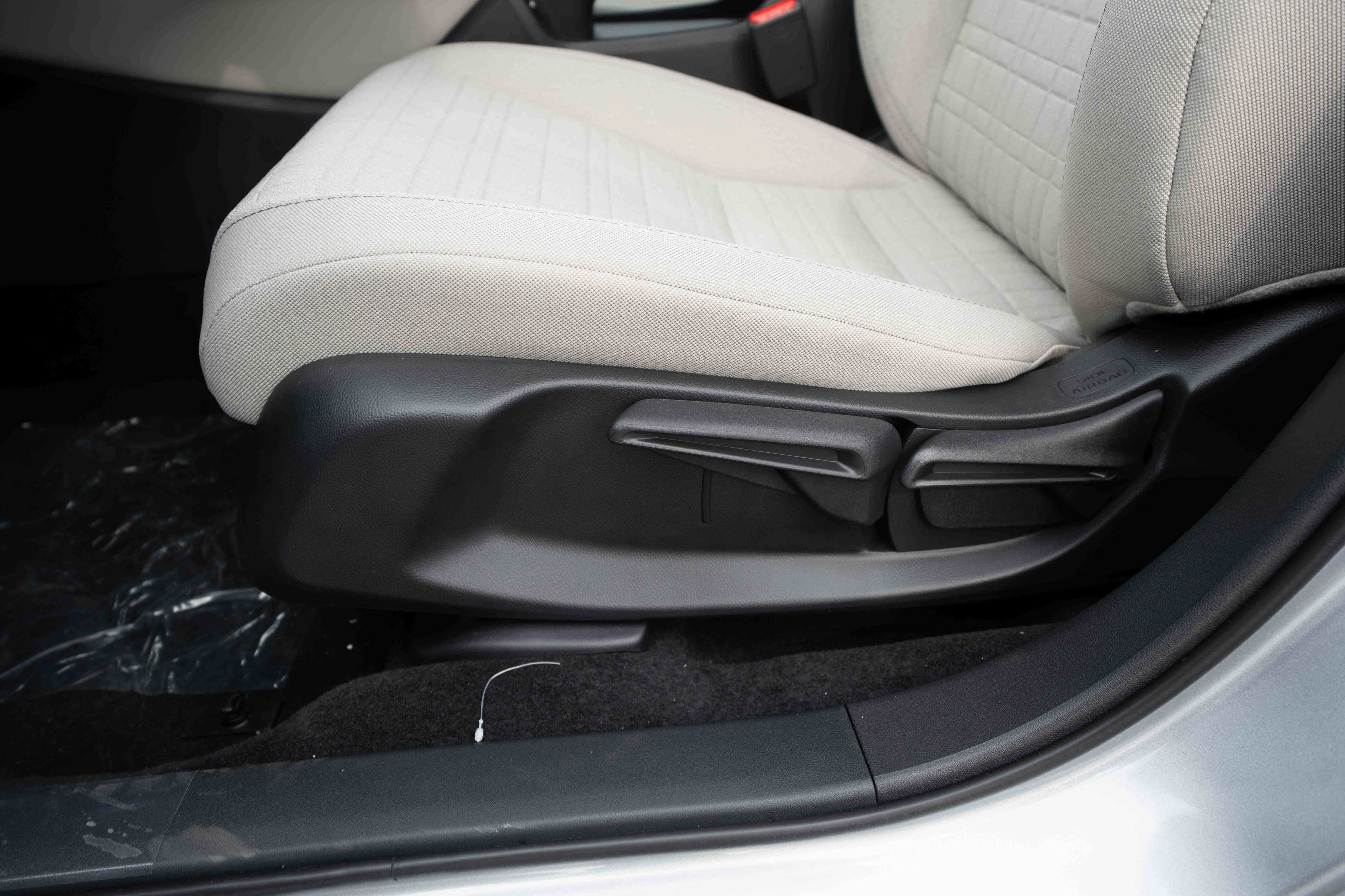 New 2027 Honda HR-V LX image 12