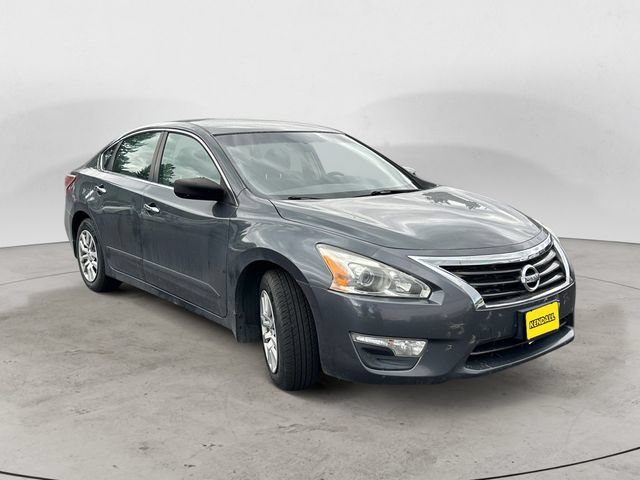 Used 2013 Nissan Altima 2.5 S FWD image 3