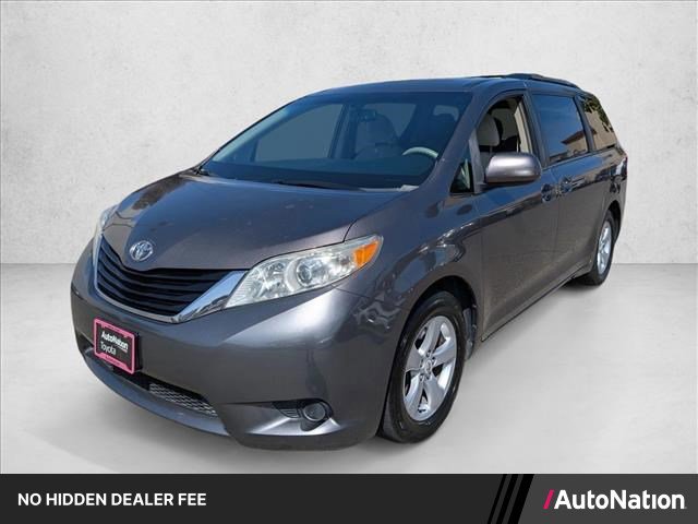 Used 2012 Toyota Sienna LE FWD image 1