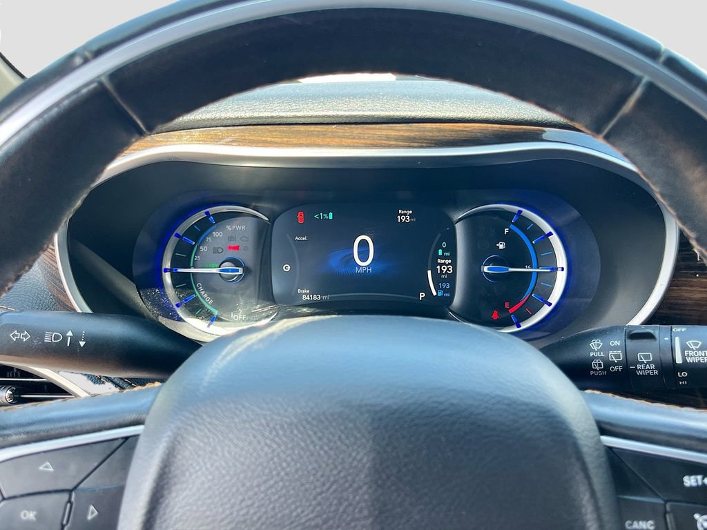Used 2021 Chrysler Pacifica Pinnacle FWD image 12