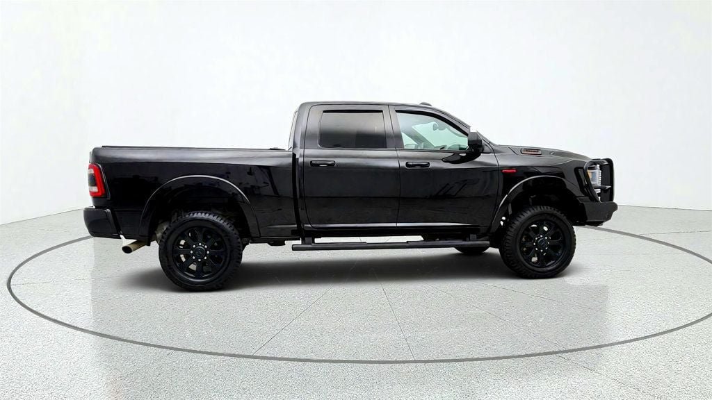 Used 2022 RAM 2500 Laramie w/ Night Edition AWD/4WD image 4