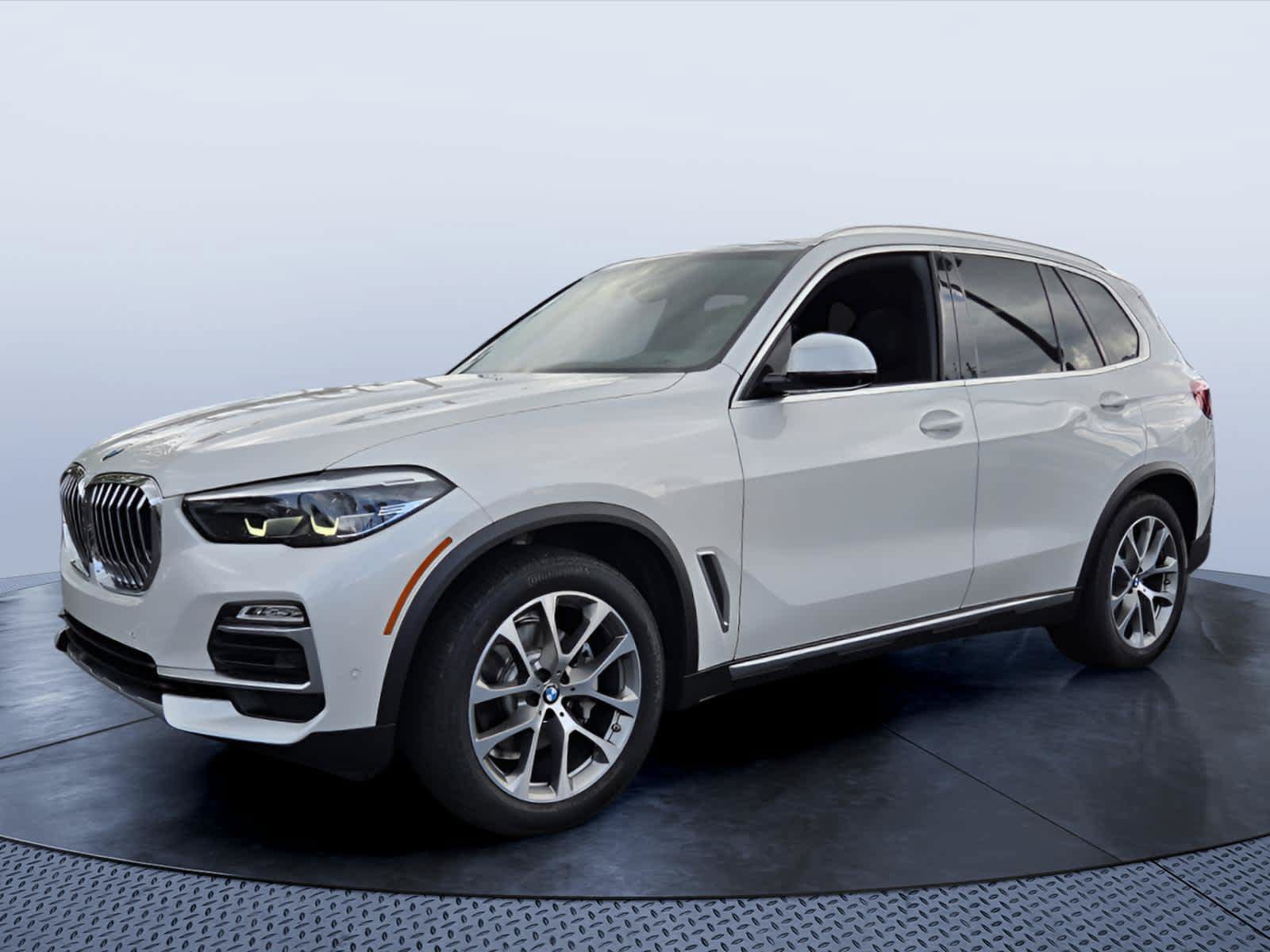 Used 2020 BMW X5 sDrive40i w/ Premium Package RWD image 2