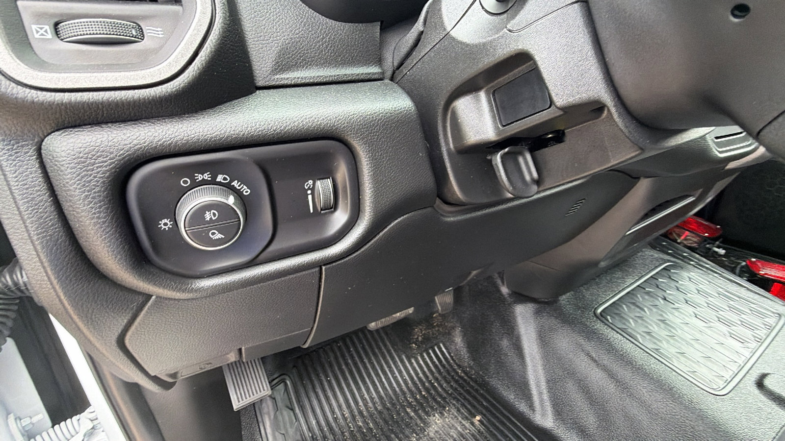 New 2025 RAM 5500 Tradesman RWD image 24
