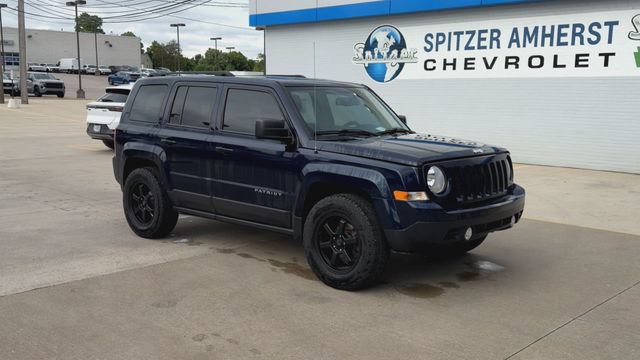 Used 2016 Jeep Patriot Sport w/ Power Value Group AWD/4WD image 3